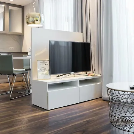 Glossy W21 Apartment