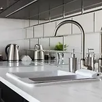 Glossy W21 Lägenhet *
