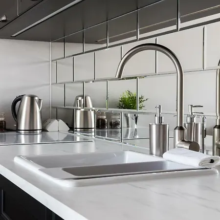 Ga Luxury W21 Apartman *