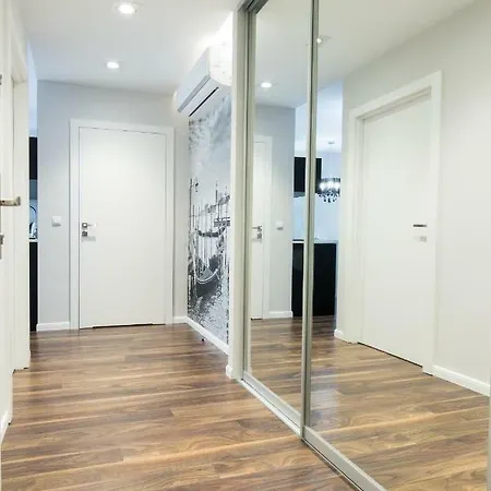 Glossy W21 Apartmán